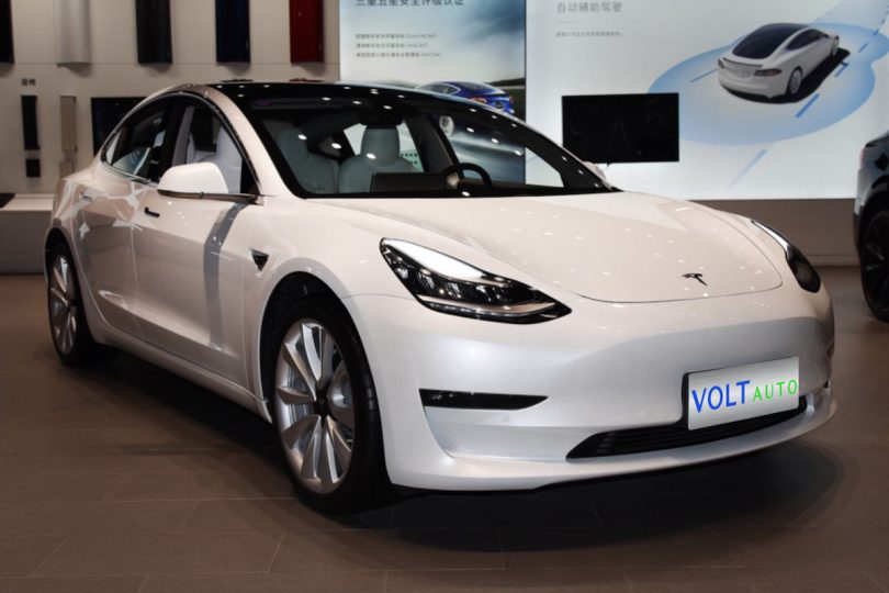 Электромобиль Tesla Model 3 - фото thumbnail 1
